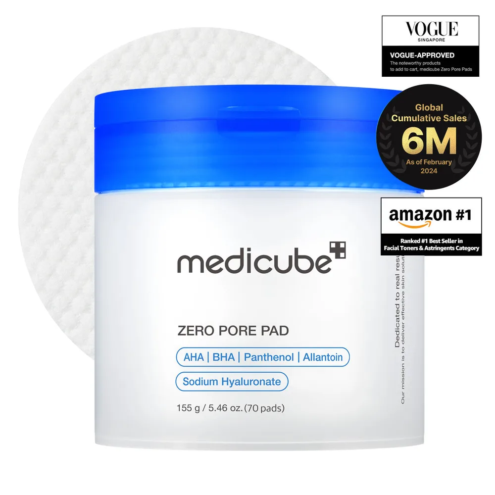 Product photo of Medicube Zero Pore Pad 2.0, showing the packaging